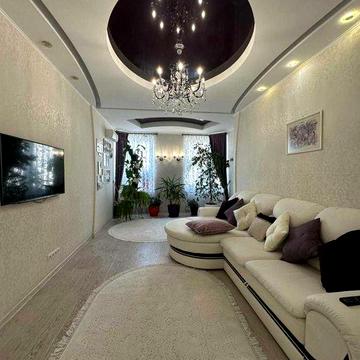 Продам 2 ком квартиру ул.Чикаленко на Таирова с ремонтом код081-975