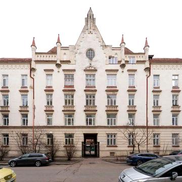 Продаж 1-кім. квартири в Австрійському будинку – ближній центр Львова