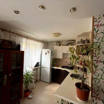 Перемиська вул., 9