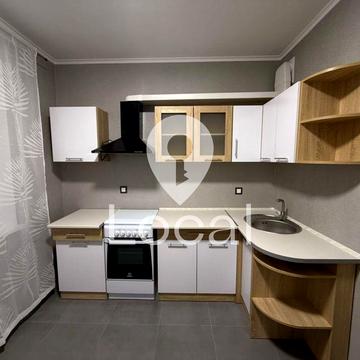 Академіка Заболотного вул., 62