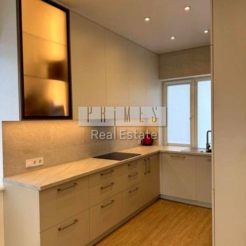 Валова вул.