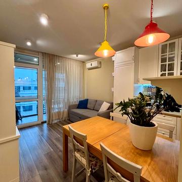 Золотоустівська вул., 34