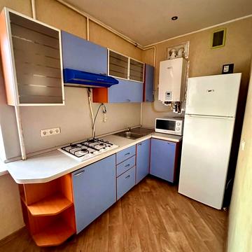 Університетська вул., 2/1