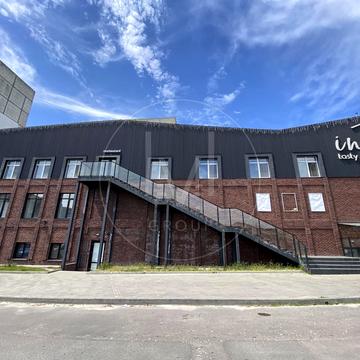 Шкільна вул. (Юрія Гагаріна), 3