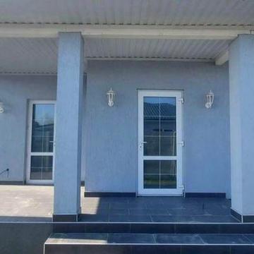 Приватний будинок