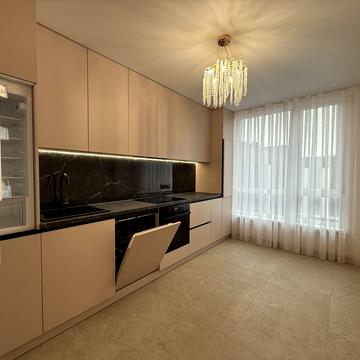 Богдана Хмельницького вул., 94