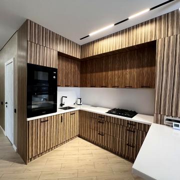 Покровська вул., 5