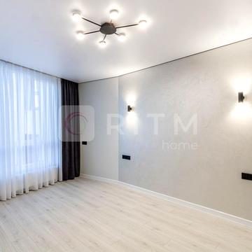 Героїв Миколаєва вул., 129А