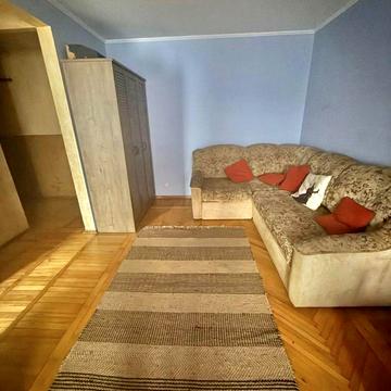 Героїв Крут вул. (Валентини Терешкової), 44