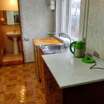 Будинок з сонячними панелями