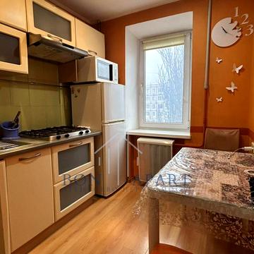 Бакинська вул., 37-Б