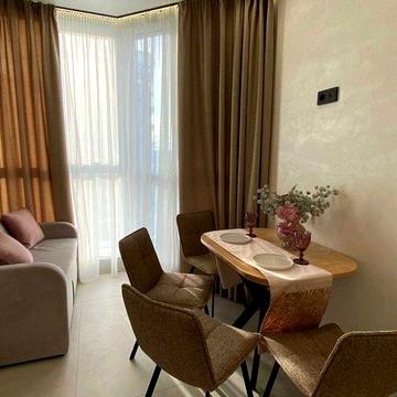 Затишна квартира з панорамними вікнами та якісним ремонтом ЖК Софія Резиденс