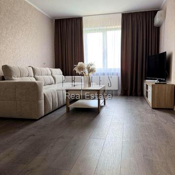 Ясинуватський пров., 11