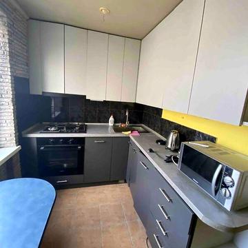 Довгострокова оренда 2к Квартира Володимира Великого вулиця