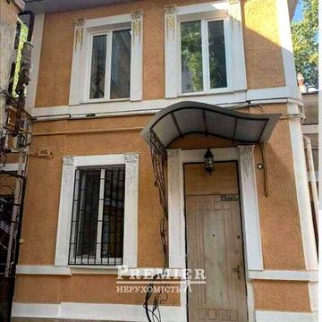 Ідеальний простір для вашого бізнесу: квартира, перетворена на офіс !