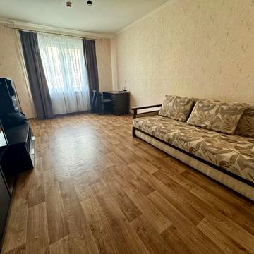 Григорія Ващенка вул., 3