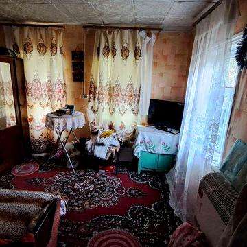 Оренда пів будинку, Крюків