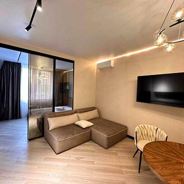 Андрія Верхогляда вул. (Михайла Драгомирова), 14-А