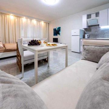 Студія ,,Французький квартал 2,, Предславинська 55 А, від власника.