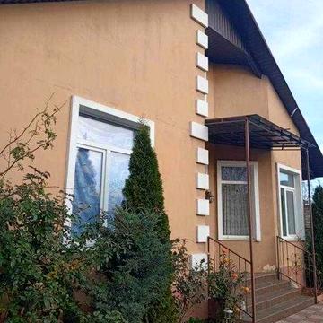 Продается дом современной постройки на Холодной горе