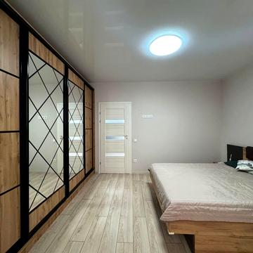 Приозерна вул., 24