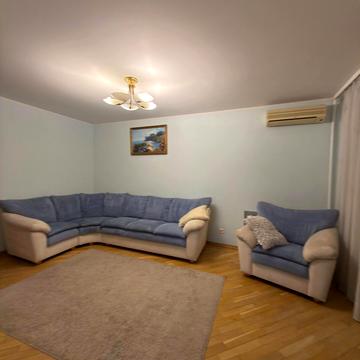 Зоряний бульв., 1