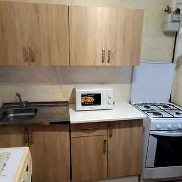 Вавилових вул., 16/12