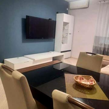 D1C Продам 2х комнатную квартиру Павлово Поле, пр. Науки 78