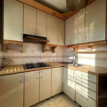 Незалежності просп., 90-Б