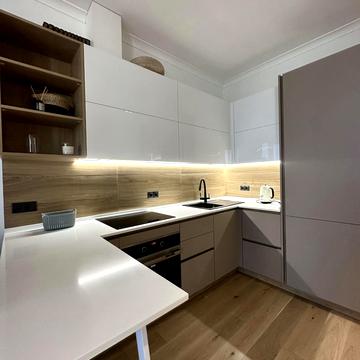 Велика Арнаутська вул., 23б