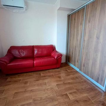 Бориса Антоненка-Давидовича вул., 1