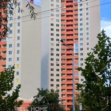 Милославська вул., 18