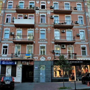 Шота Руставелі вул., 34