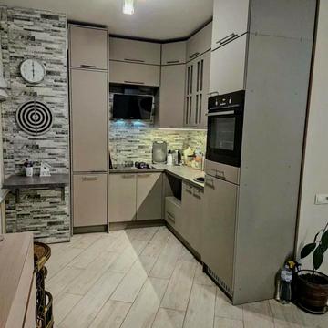 Авіаційна вул., 1