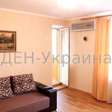 2 кімнатна квартира 52 кв.м на вул. Головатого 3