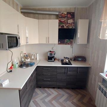 Чорнобильська вул., 17