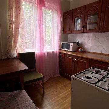 Продам 1 кімн. квартиру в центрі міста!