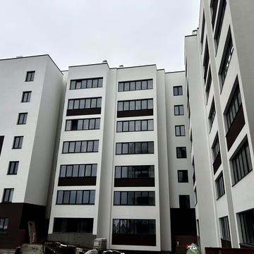 Бережанська вул., 23