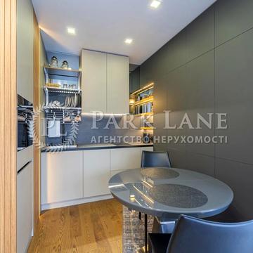 Василя Стуса вул., 35-А