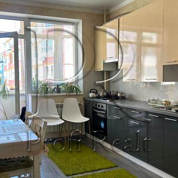 Карпа Валовня вул., 18