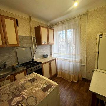 Сдам Однокомнатную квартиру на Югоке.