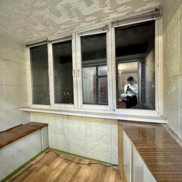 3 кімнатна вул Володимира Великого зупинка Космонавтів