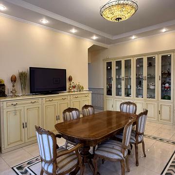 Саксаганського вул., 84-86