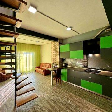 Оренда таунхаусу, Гатне