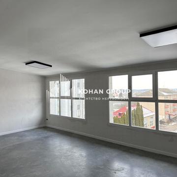 Святослава Хороброго вул., 5