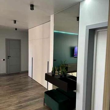 Продам 3 кімнатну квартиру на Академіка Заболотного 15В ЖК Теремки