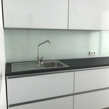 Івана Пулюя вул., 40