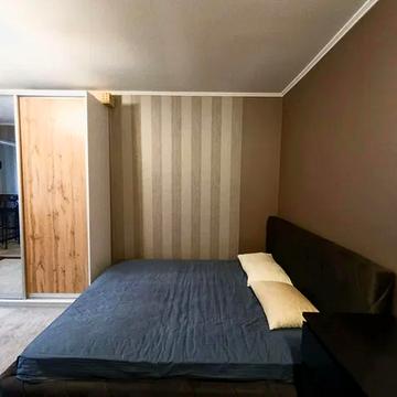 Бастіонний пров., 11