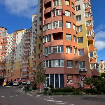 2 ком 4/11 эт Фонтан.Аркадия,Лоджия + балкон -52 м 50000 у.е