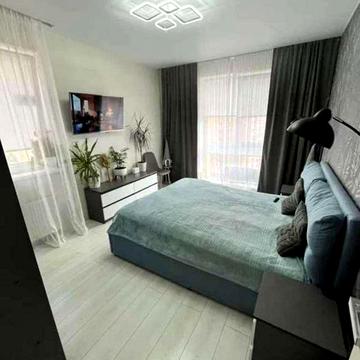 Героїв Небесної Сотні просп., 26/16